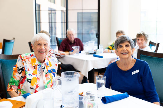 Senior ladies dining at Fellowship Square Retirement Community in Surprise